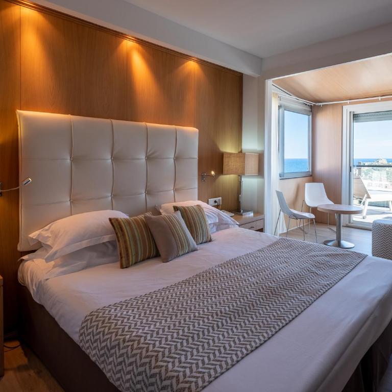 Hotel Revellata & Spa - Large sup • Double or Twin Room - Terrace with Sea View - 13