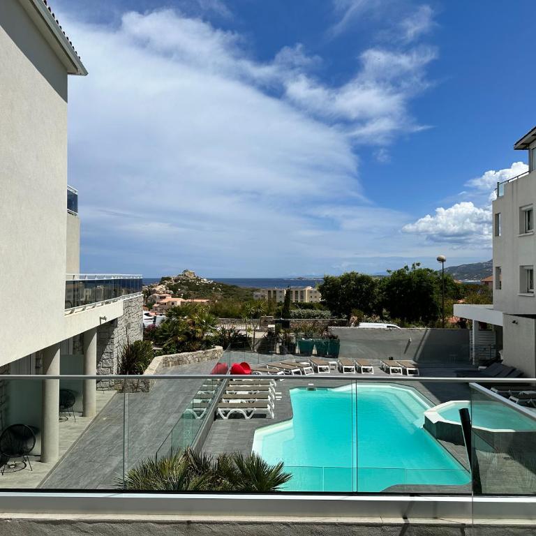 Hotel Revellata & Spa - Large - Double or Twin Room - Terrace with Sea and Pool View - 10