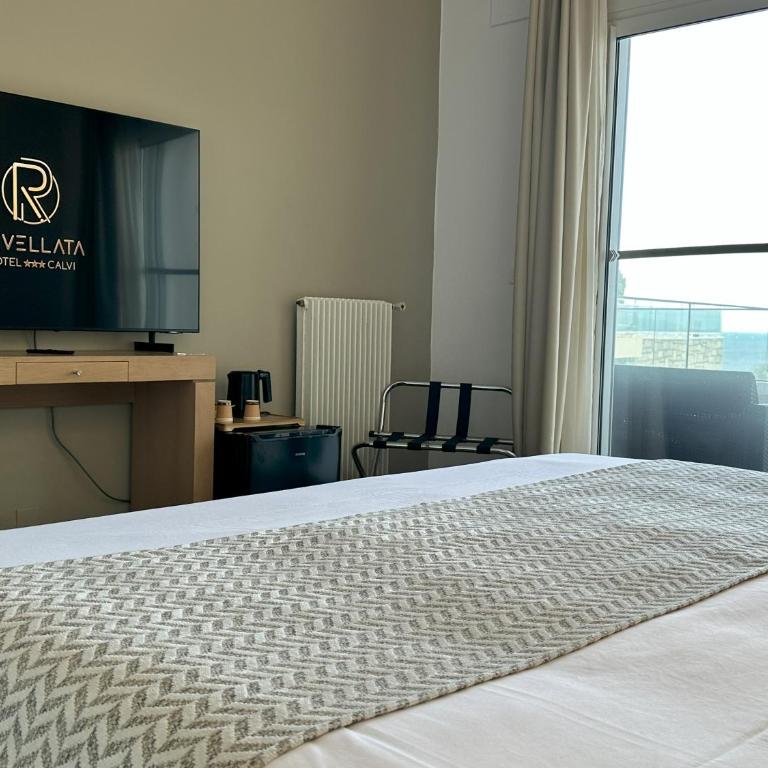 Hotel Revellata & Spa - Large - Double or Twin Room - Terrace with Sea and Pool View - 5