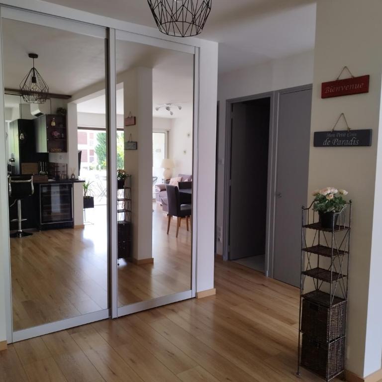 Mon petit Paradis, Cassis centre Apt 90 m2, 200 m Mer, terr plein sud, clim park privé - Appartement 3 Chambres - 10