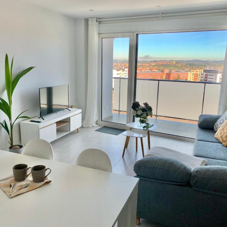 Apto HUCA. Parking/WIFI incluido - Apartamento de 2 dormitorios - 9