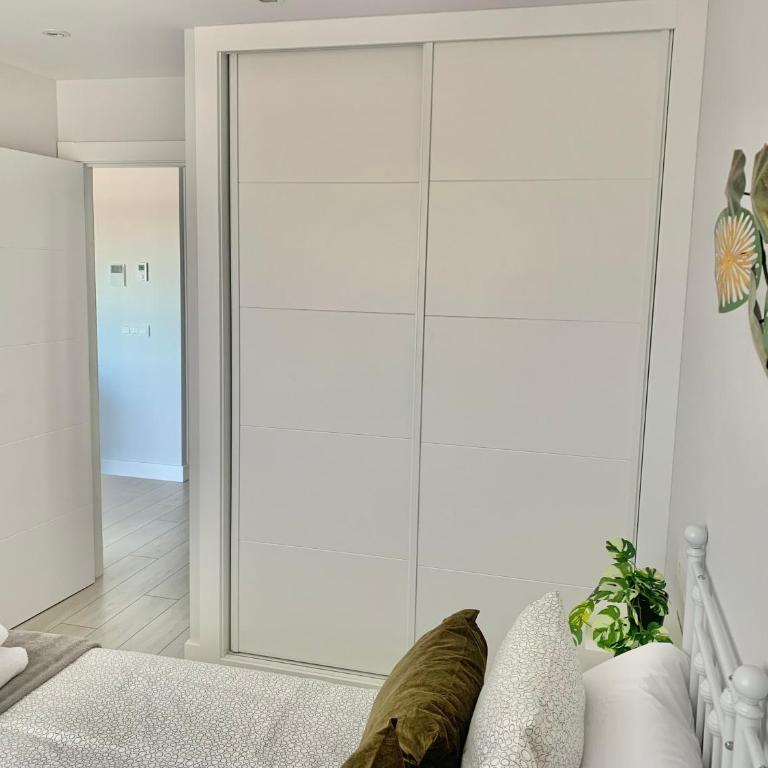 Apto HUCA. Parking/WIFI incluido - Apartamento de 2 dormitorios - 22