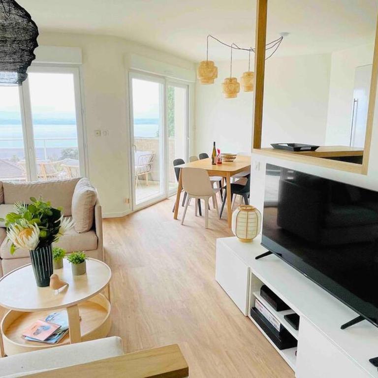 Magnifique Appart rénové Evian Duplex vue Lac 8 pers - Appartement 3 Chambres - 1