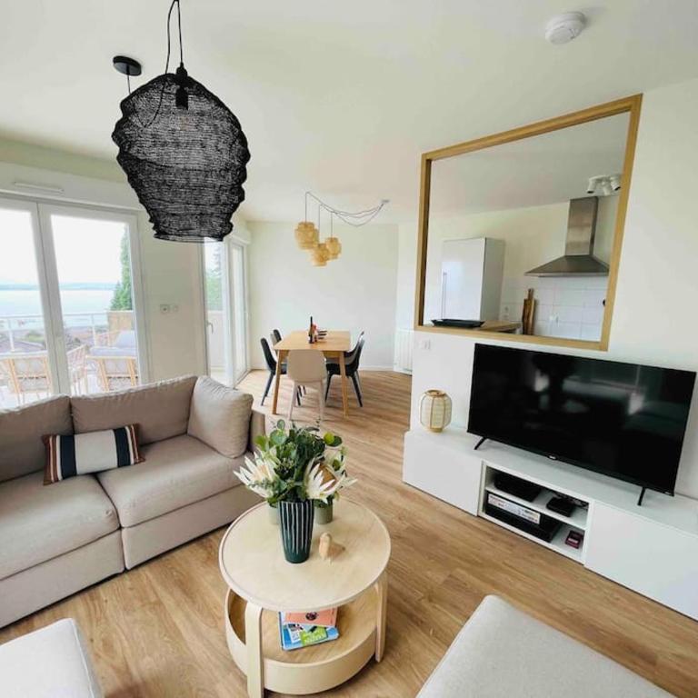 Magnifique Appart rénové Evian Duplex vue Lac 8 pers - Appartement 3 Chambres - 10
