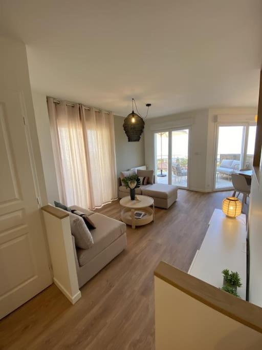 Magnifique Appart rénové Evian Duplex vue Lac 8 pers - Appartement 3 Chambres - 11