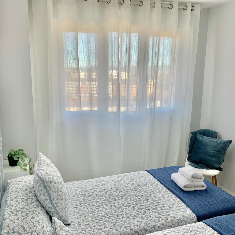Apto HUCA. Parking/WIFI incluido - Apartamento de 2 dormitorios - 31