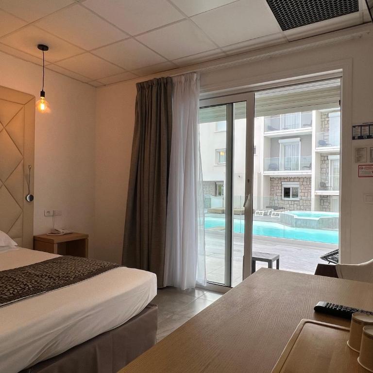 Hotel Revellata & Spa - Medium Pool Side- Double or Twin Room - - 7