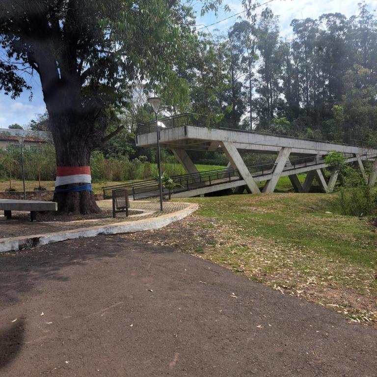 Casa colonial a metros del arroyo Piribebuy - Four-Bedroom House - 25
