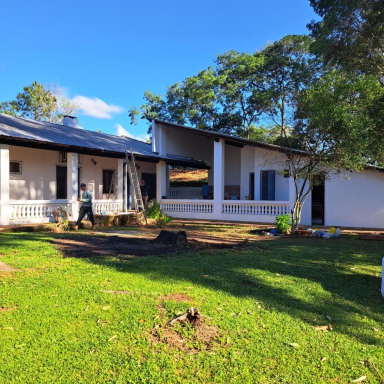 Casa colonial a metros del arroyo Piribebuy - Four-Bedroom House - 30