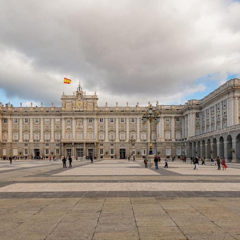 Palacio Real Ópera La latina - King Studio with Sofa Bed - 17