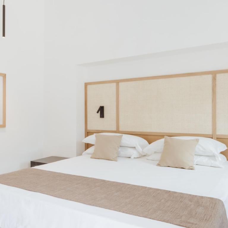 Boutique Suites 186 - Junior Suite with Balcony - 3