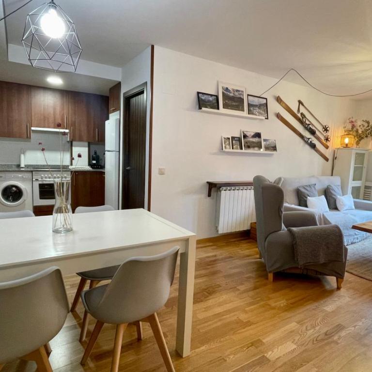 B32 - El Refugio de Benasque - Villmor - Apartamento de 2 dormitorios - 1