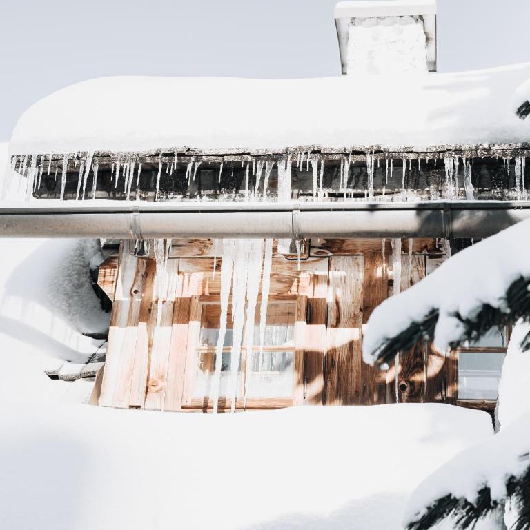 Mei Zeit Hüttendorf - Chalet mit 2 Schlafzimmern und Balkon - 6