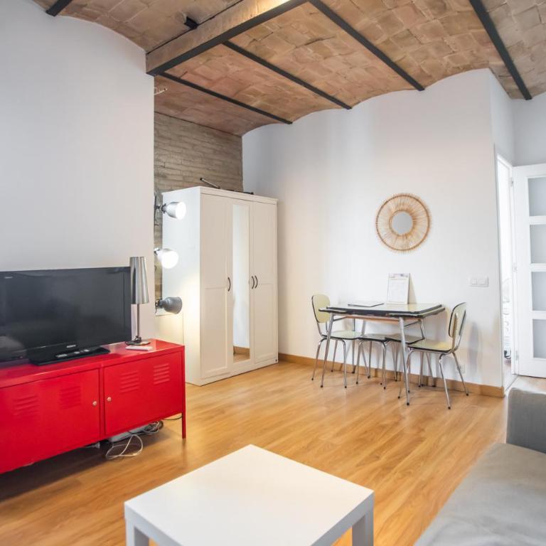 51NO1058 - Bright 1bed flat in Poble Sec - One-Bedroom Apartment - 8