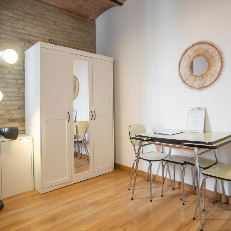 51NO1058 - Bright 1bed flat in Poble Sec - One-Bedroom Apartment - 15