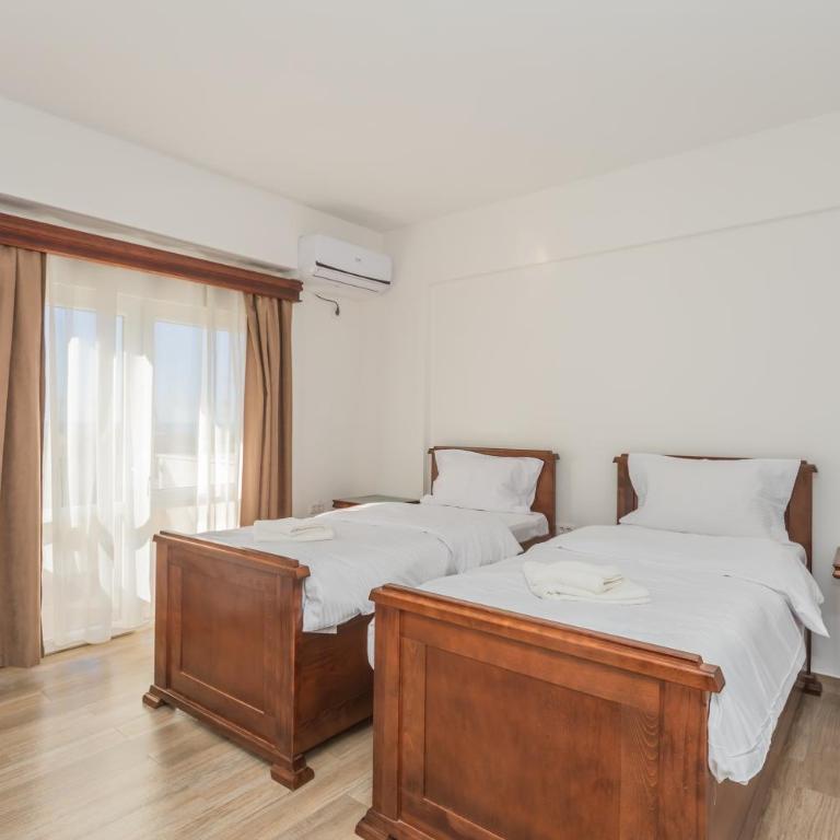 Hotel Pharos - Double or Twin Room with Balcony - 13