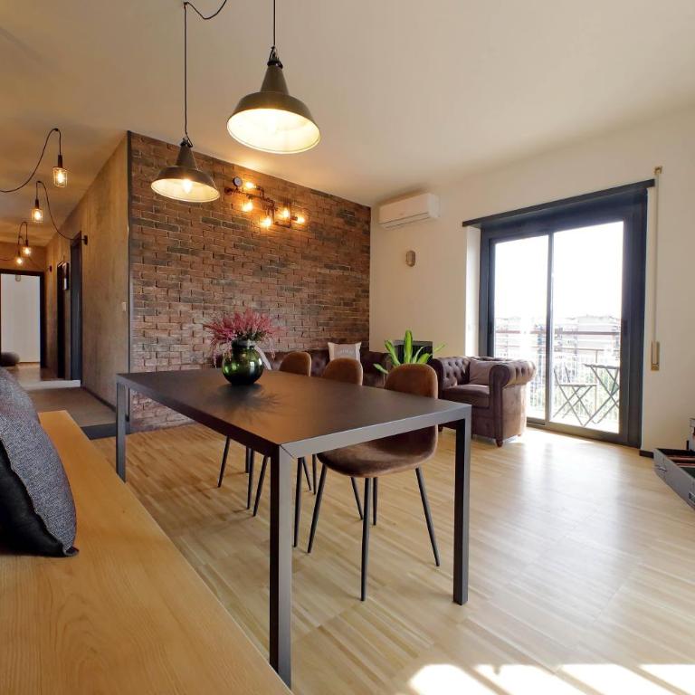 YCH-Trilocale stile Industriale - Appartamento con 3 Camere da Letto - 11