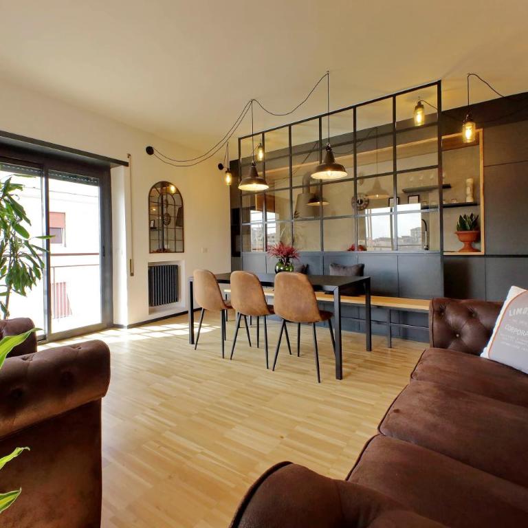YCH-Trilocale stile Industriale - Appartamento con 3 Camere da Letto - 17