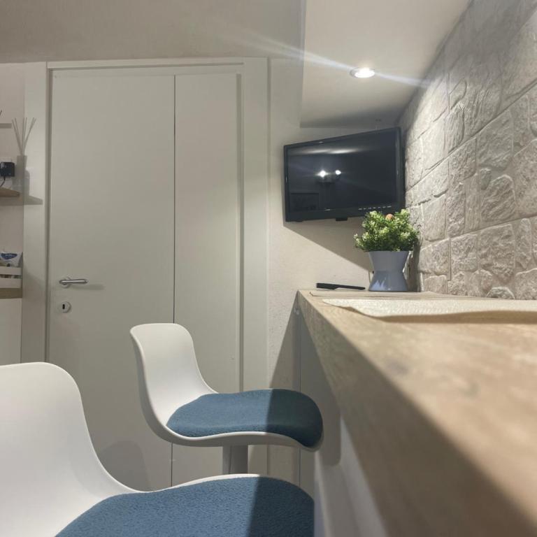 LA DIMORA CELESTE - One-Bedroom House - 7