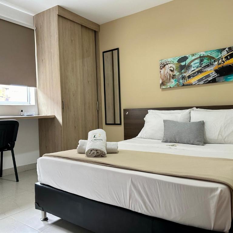 Laureles Guest House LGH Hotel - Habitación Doble Estándar - 7