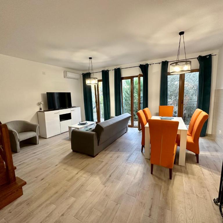Lux Apartment - Apartment - Split Level - 9