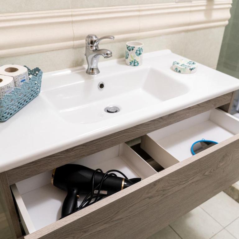 Decumani apartments - nel cuore di Napoli - Appartamento con 3 Camere da Letto - 32