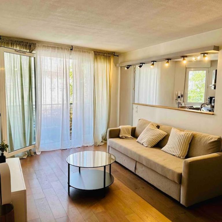 Appartement lumineux et spacieux proche gare - Appartement 2 Chambres - 1