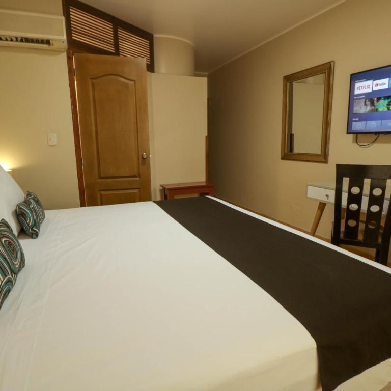 Epiqus Hotel - Junior Suite - 12