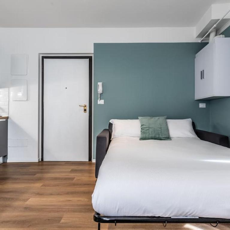 Moline Home, in the City Center - One-Bedroom Apartment - 24