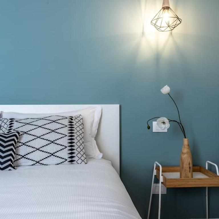 Moline Home, in the City Center - One-Bedroom Apartment - 12