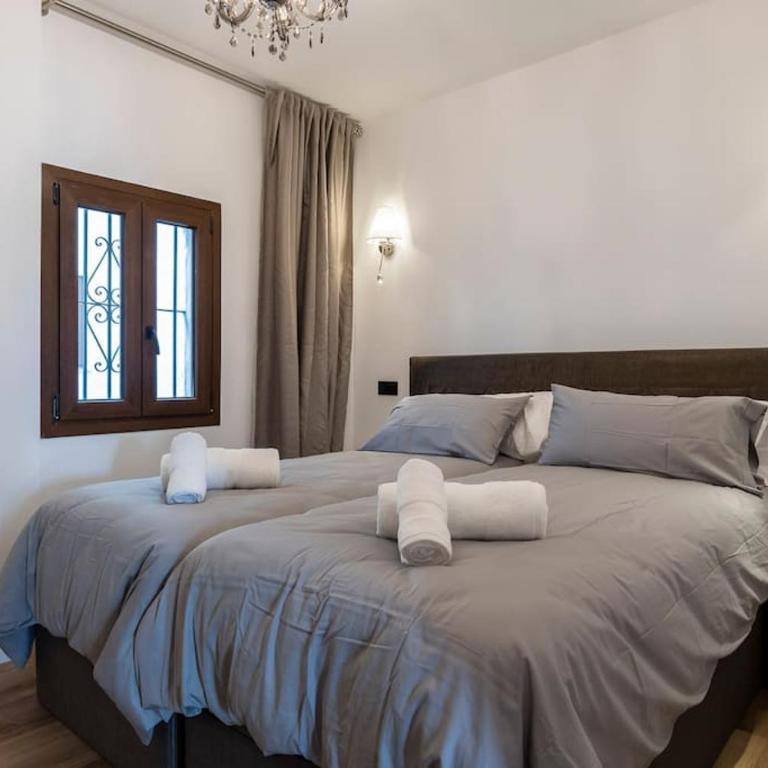 2 Luxurious apartment in the heart of puerto banus - Two-Bedroom Apartment - 8