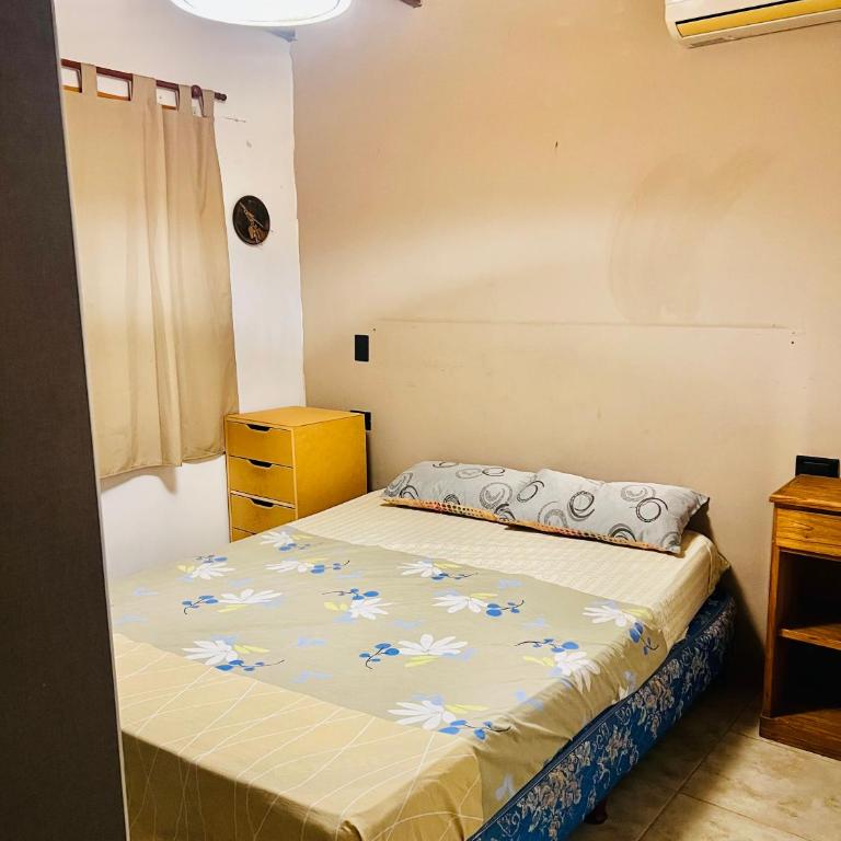 casa jazmín para 4 personas en villa gesell se reserva solo con seña luego de reservar escribime - Two-Bedroom House - 8