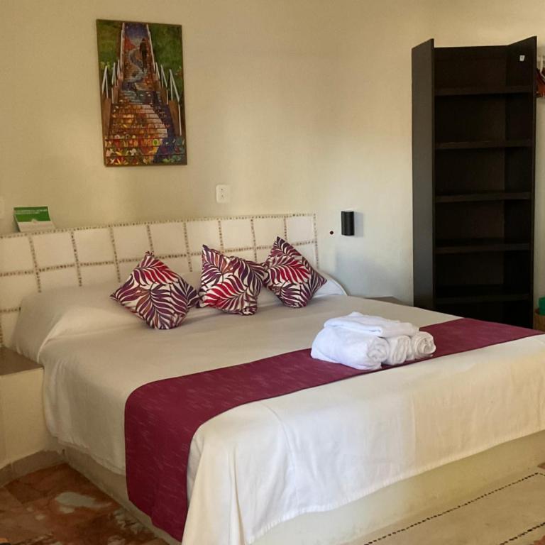 Maria's Kan Kin - King Room - 1