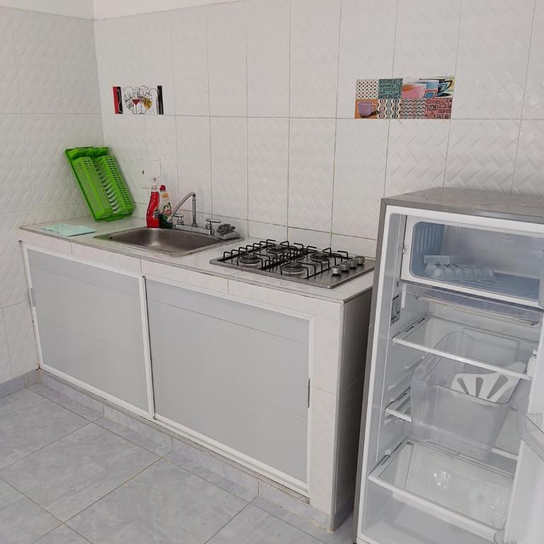 Cabañas Chavita PISO 1 Coveñas - Three-Bedroom Apartment - 2