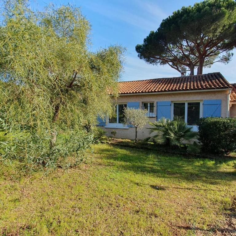 Maison Rénovée avec Jardin, Proche Plages des Issambres, Clim & Internet, Animaux Acceptés - FR-1-768-2 - Villa - 13