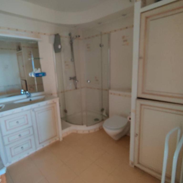 Appartement avec jardinet, terrasse, piscine et parking aux Issambres - FR-1-768-9 - Maison de Vacances - 3