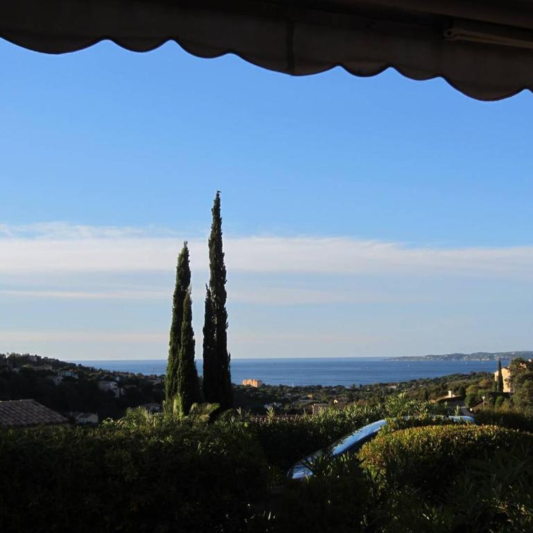 Appartement avec jardinet, terrasse, piscine et parking aux Issambres - FR-1-768-9 - Maison de Vacances - 20