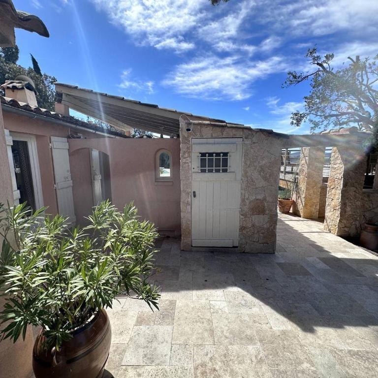 Villa provençale avec piscine privée, clim, Wi-Fi, jardin, 5 chambres - FR-1-768-20 - Villa - 11