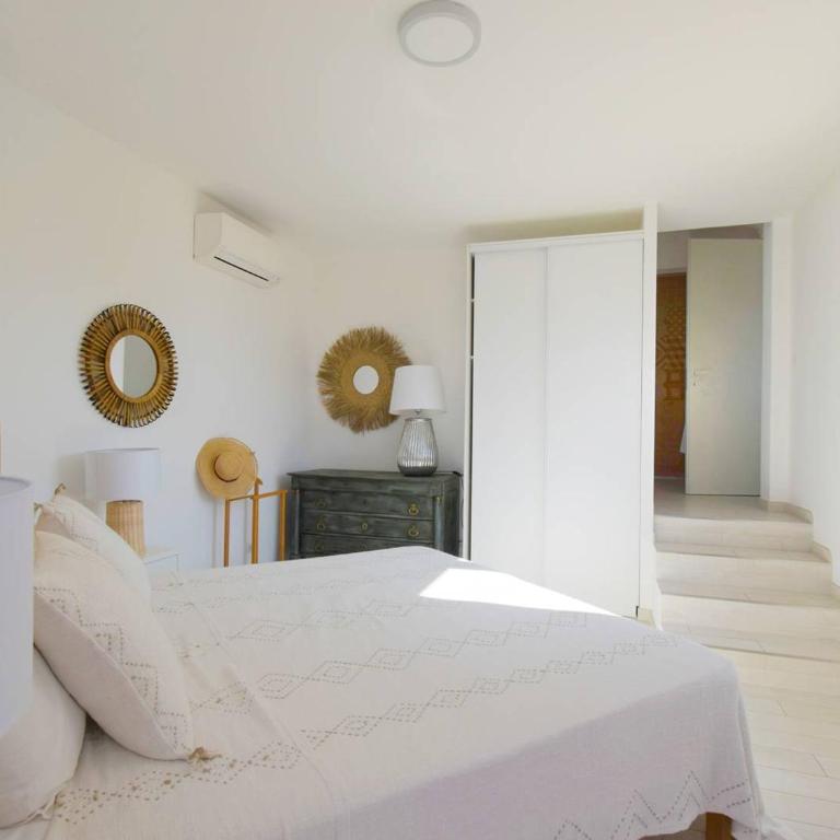 Villa pieds dans l'eau pour 10 personnes avec piscine, clim et Wi-Fi - FR-1-768-27 - Villa - 16
