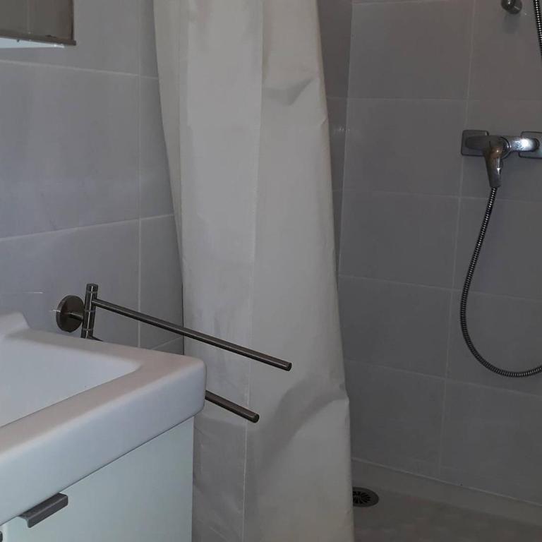 Villa familiale 8 pers, jardin, BBQ, proche mer - Les Issambres - FR-1-768-28 - Villa - 6