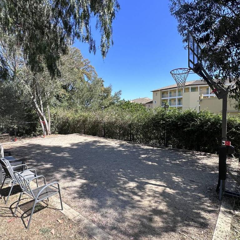 Villa contemporaine 8/9 pers avec piscine & clim proche plages - 4 étoiles - FR-1-768-43 - Villa - 19