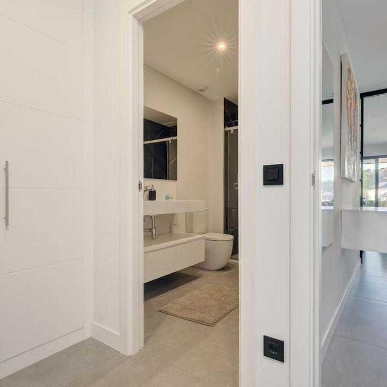 Elegant Two Bedroom Apartment at Estepona Hills! - Two-Bedroom Apartment - 32