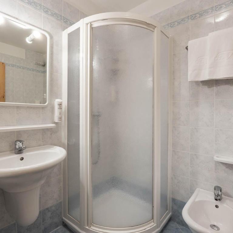 Family Apartments Vioz - Appartamento con 2 Camere da Letto - 3