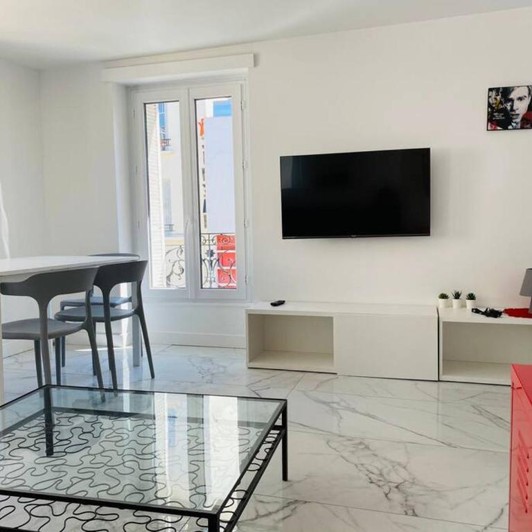 NEW TOP DUPLEX CENTRE AVEC TERRASSE ET PARKING - Appartement 1 Chambre - 10