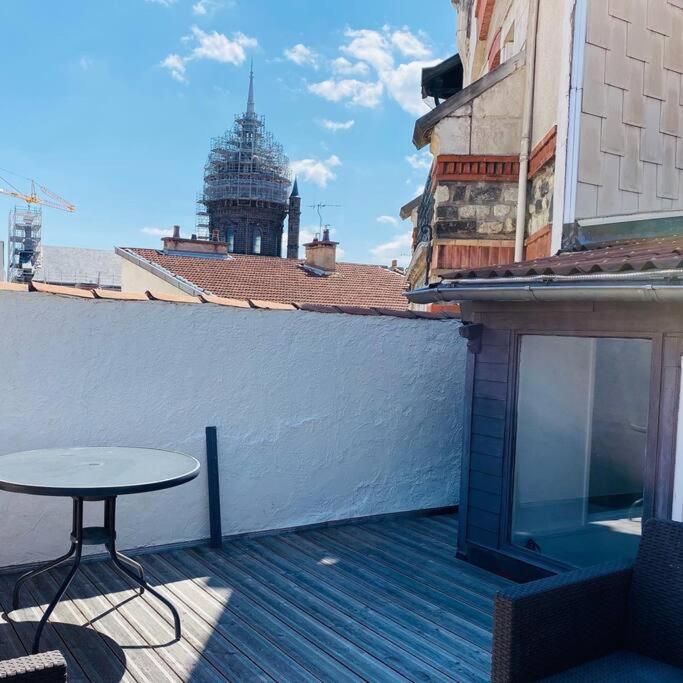 NEW TOP DUPLEX CENTRE AVEC TERRASSE ET PARKING - Appartement 1 Chambre - 13