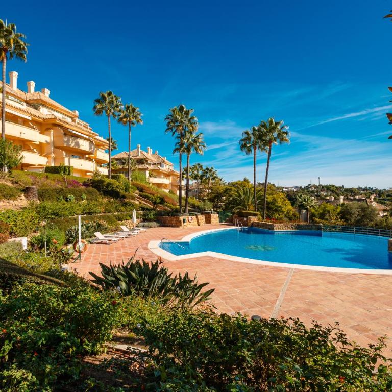 Luxurious frontline golf apartment in Elviria - Apartamento de 2 dormitorios - 52