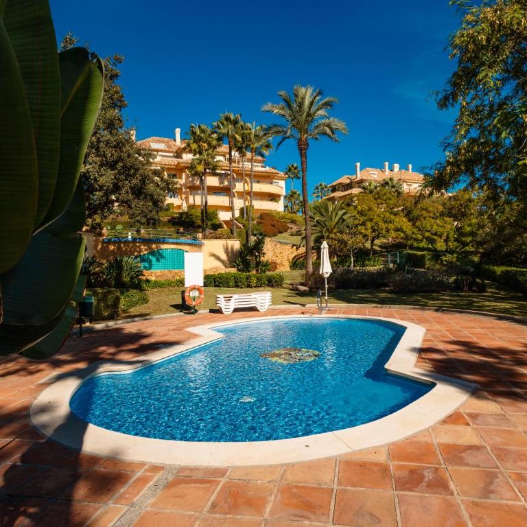 Luxurious frontline golf apartment in Elviria - Apartamento de 2 dormitorios - 19