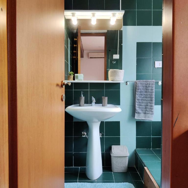 Bright Penthouse 2 M stops from Vatican Museums - Appartamento con 1 Camera da Letto - 8