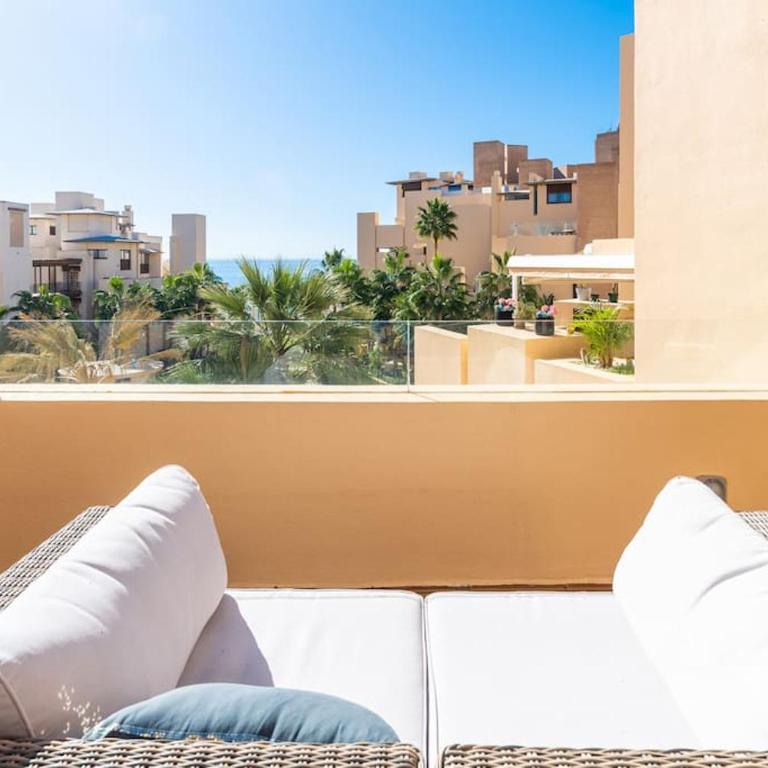 3BR Penthouse with Private Pool - Apartment - 3