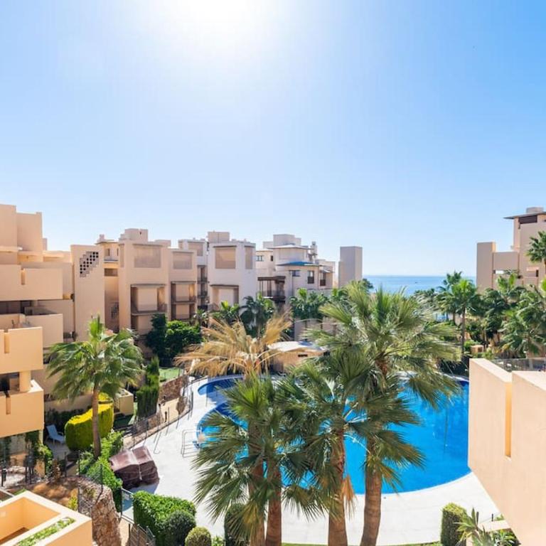 3BR Penthouse with Private Pool - Apartment - 1